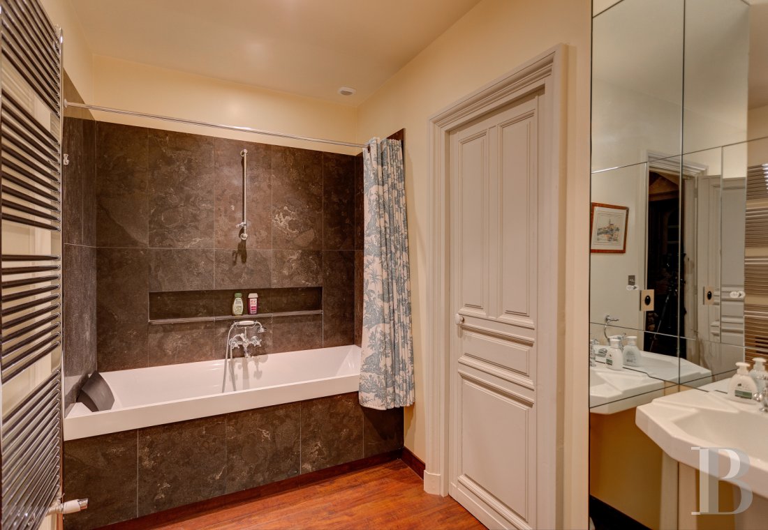 Dans le Cotentin, entre Saint-Pierre-Église et Barfleur, le château du célèbre penseur Alexis de Tocqueville - photo  n°16